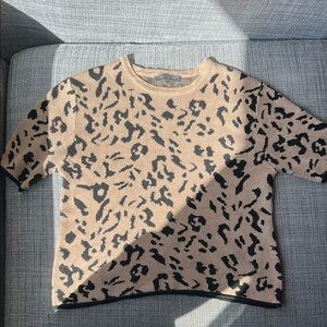 Suzy Shier Leopard Print Top